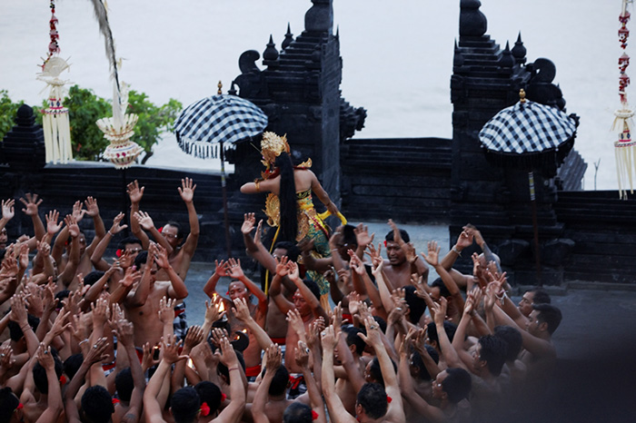 ULUWATU KECAK 700
