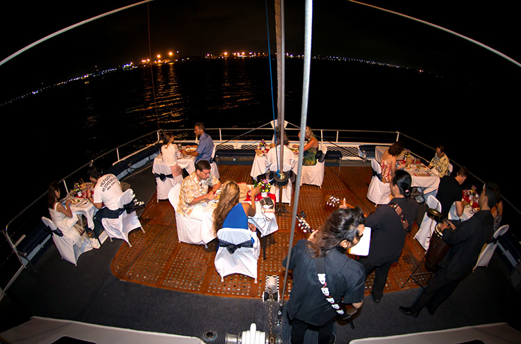 aristocat-evening-cruise-18-750