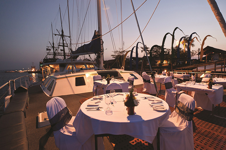 aristocat-evening-cruise-9-750