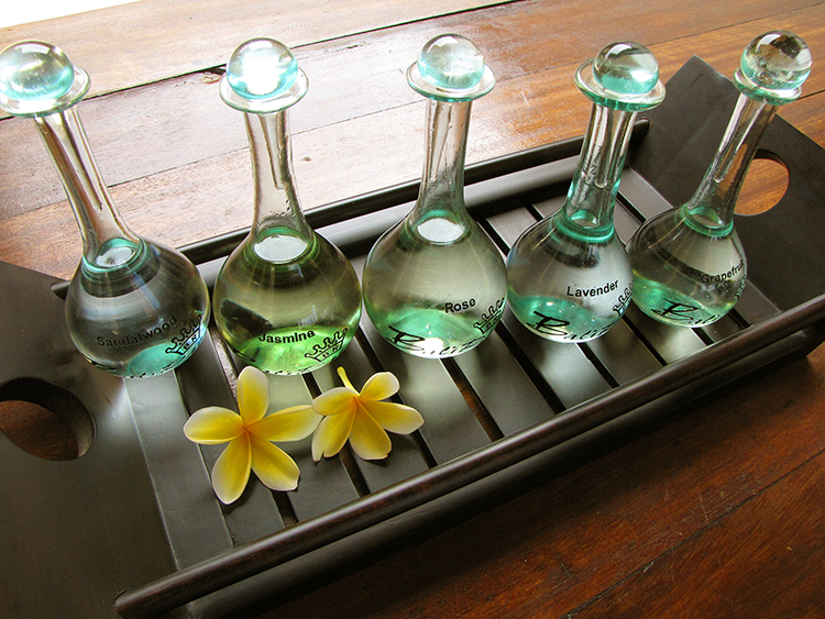 product-oil-mssage-2-750