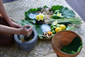 地元で採れた 自然な材料をふんだんに使用。大地の恵みに肌が喜びます。