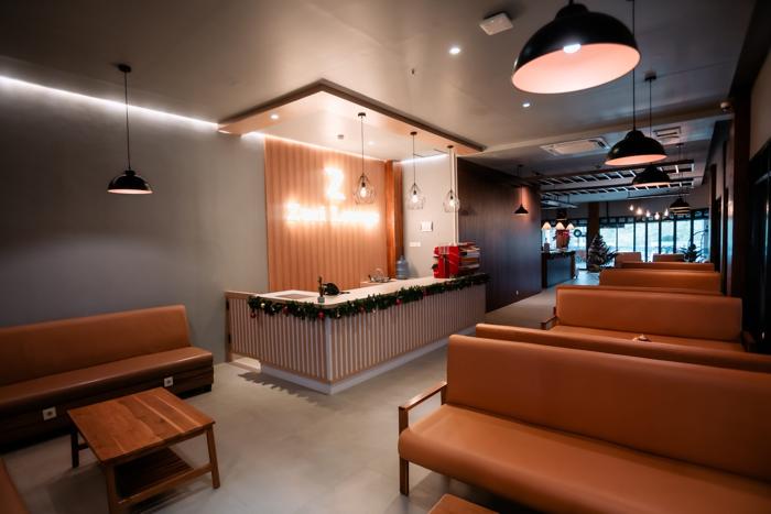 ズリ ロビー ラウンジ