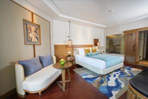 ニュー プレミアルーム プールアクセス