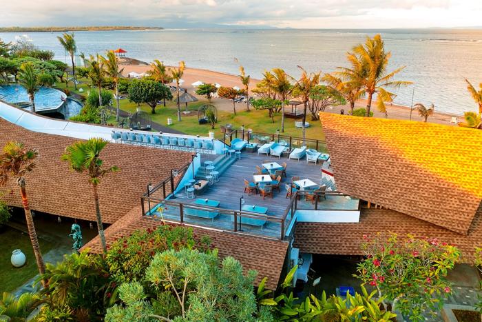 ルーフトップ バー