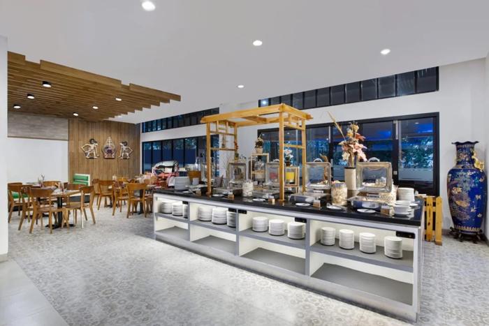 ライム コーヒーショップ & ラウンジ