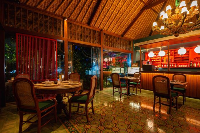 アレス レストラン