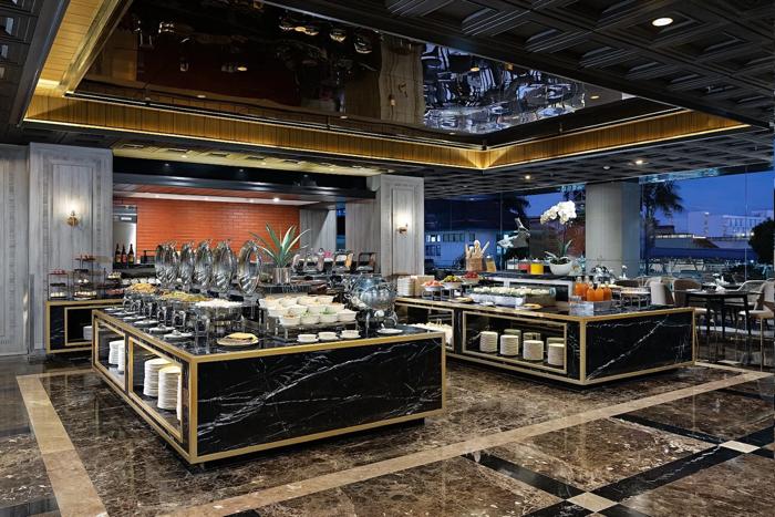 トゥグ レストラン